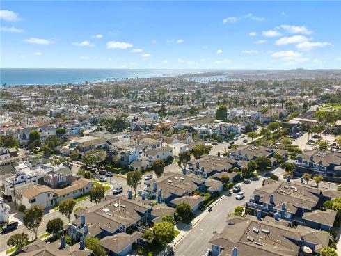 3600 5th , Corona del Mar, CA