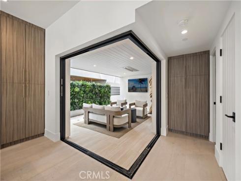 419 Narcissus , Corona del Mar, CA