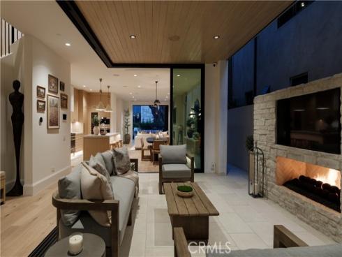 303 Jasmine Avenue, Corona del Mar, CA