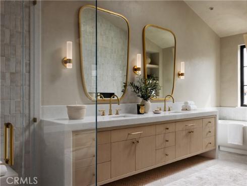 303 Jasmine Avenue, Corona del Mar, CA