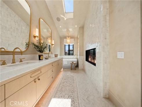303 Jasmine Avenue, Corona del Mar, CA