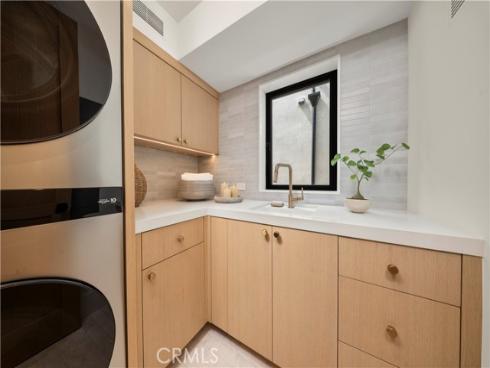 303 Jasmine Avenue, Corona del Mar, CA