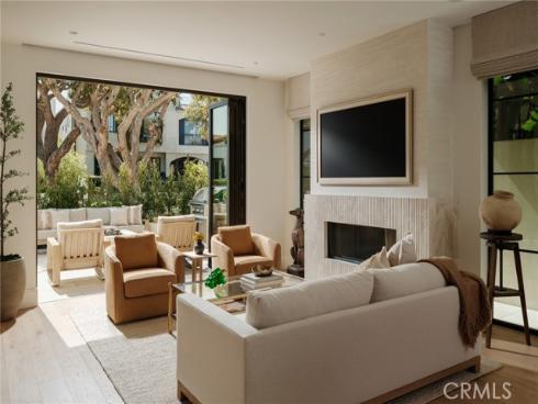 303 Jasmine Avenue, Corona del Mar, CA