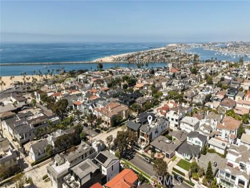 303 Jasmine Avenue, Corona del Mar, CA