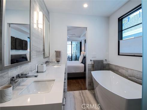 502 Begonia , Corona del Mar, CA