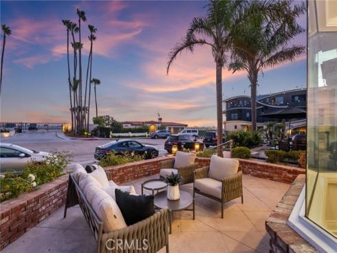 2508 Ocean Boulevard, Corona del Mar, CA