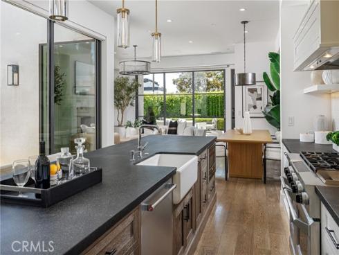 408  Poinsettia   Avenue, Corona del Mar, CA
