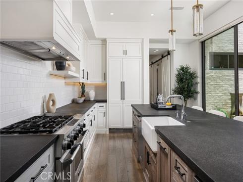 408  Poinsettia   Avenue, Corona del Mar, CA