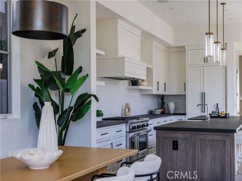 408  Poinsettia   Avenue, Corona del Mar, CA