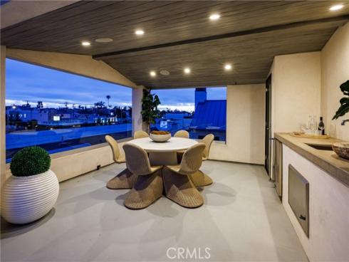 408  Poinsettia   Avenue, Corona del Mar, CA