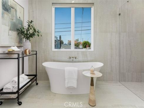 611 Marguerite B Avenue, Corona del Mar, CA