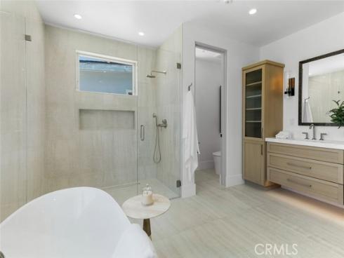 611 Marguerite B Avenue, Corona del Mar, CA