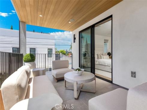 611 Marguerite B Avenue, Corona del Mar, CA