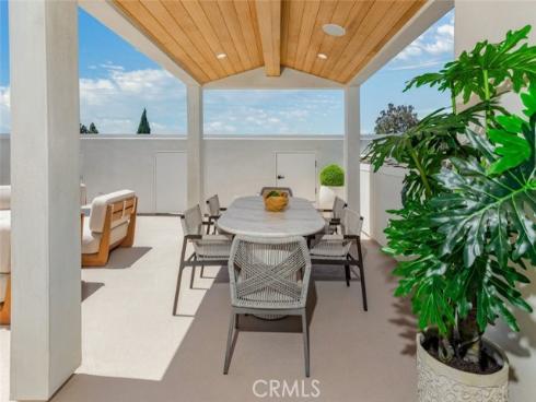 611 Marguerite B Avenue, Corona del Mar, CA