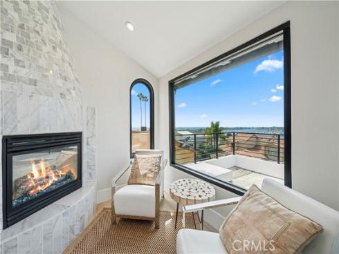 312 Carnation Avenue, Corona del Mar, CA