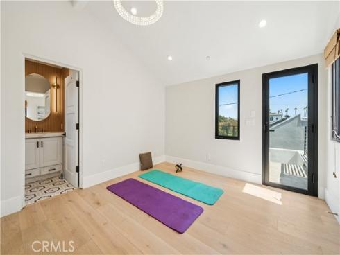312 Carnation Avenue, Corona del Mar, CA