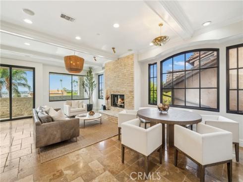 312 Carnation Avenue, Corona del Mar, CA