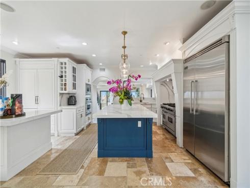 312 Carnation Avenue, Corona del Mar, CA