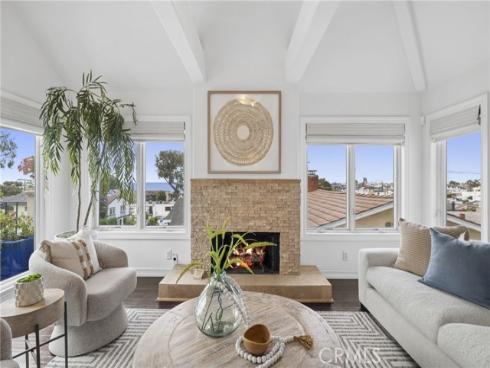 423 Poppy , Corona del Mar, CA