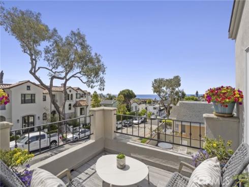 423 Poppy , Corona del Mar, CA