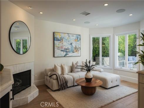 433  Seaward  , Corona del Mar, CA