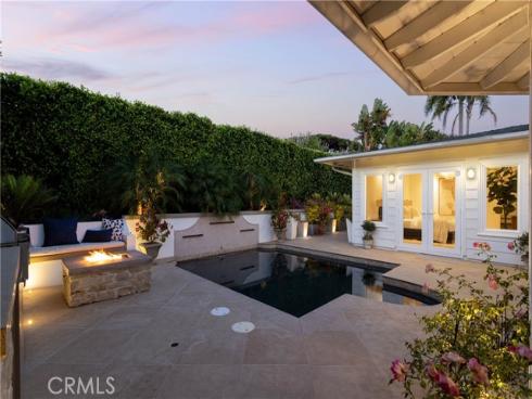 433  Seaward  , Corona del Mar, CA