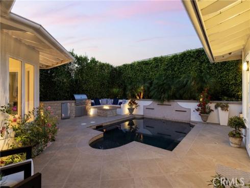 433  Seaward  , Corona del Mar, CA