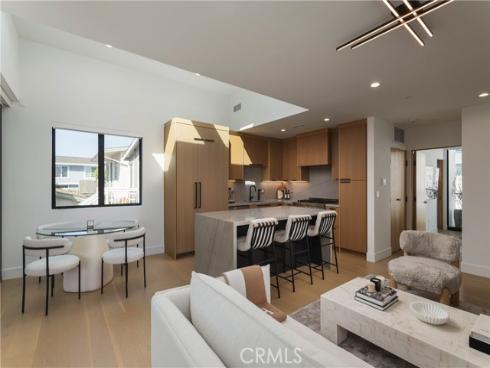 716 Orchid Avenue, Corona del Mar, CA