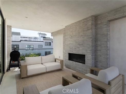 716 Orchid Avenue, Corona del Mar, CA