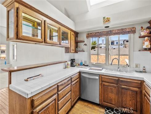 700 Goldenrod , Corona del Mar, CA