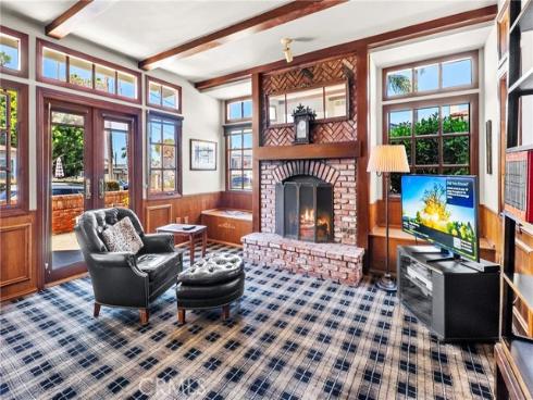 700 Goldenrod , Corona del Mar, CA