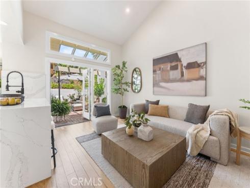 10 Maritime , Corona del Mar, CA