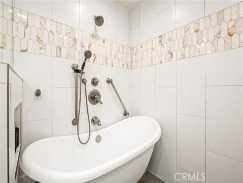 18  Shoal Drive  , Corona del Mar, CA