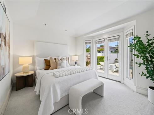 4807 Surrey Drive, Corona del Mar, CA