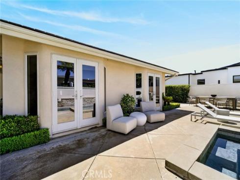 4807 Surrey Drive, Corona del Mar, CA