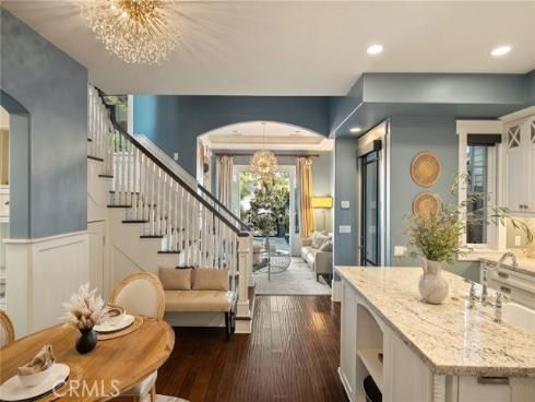 713 Larkspur Avenue, Corona del Mar, CA