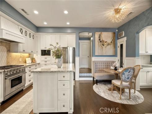 713 Larkspur Avenue, Corona del Mar, CA