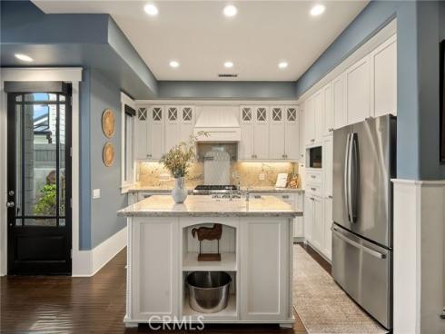 713 Larkspur Avenue, Corona del Mar, CA