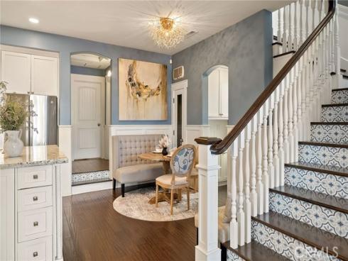 713 Larkspur Avenue, Corona del Mar, CA