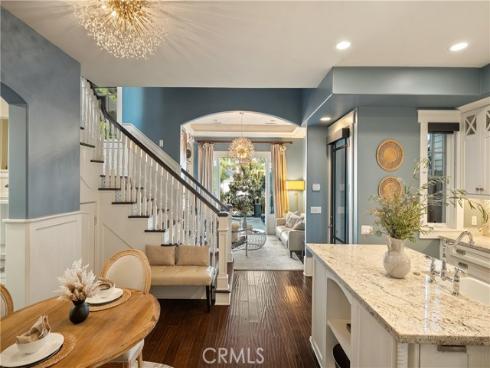 713 Larkspur Avenue, Corona del Mar, CA