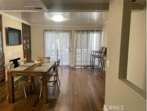 404 Brighton Springs , Costa Mesa, CA