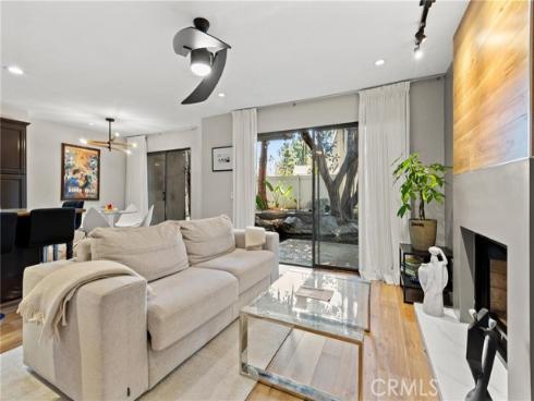 409 Bryson Springs , Costa Mesa, CA