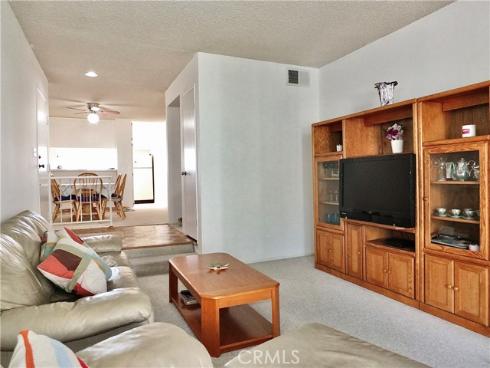 2330 Vanguard F102 , Costa Mesa, CA