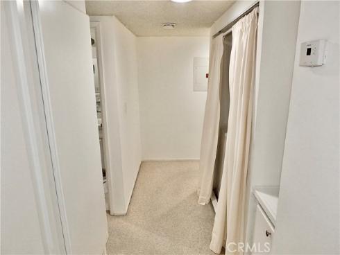2330 Vanguard F102 , Costa Mesa, CA