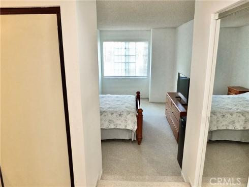 2330 Vanguard F102 , Costa Mesa, CA