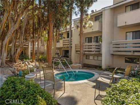 421 Bryson Springs , Costa Mesa, CA