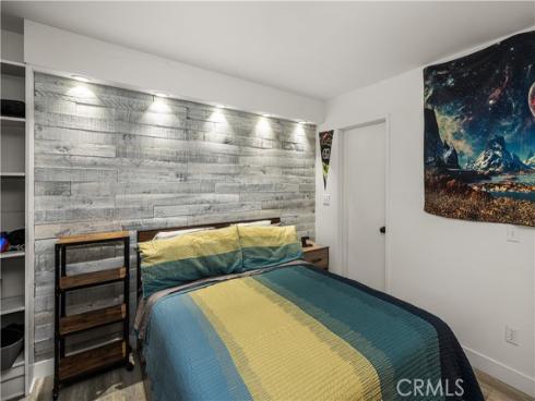 421 Bryson Springs , Costa Mesa, CA