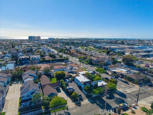 1586 Orange , Costa Mesa, CA