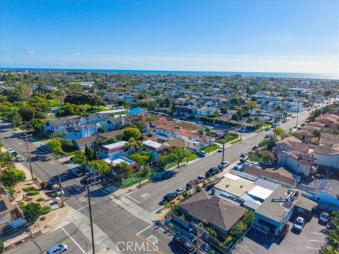 1586 Orange , Costa Mesa, CA
