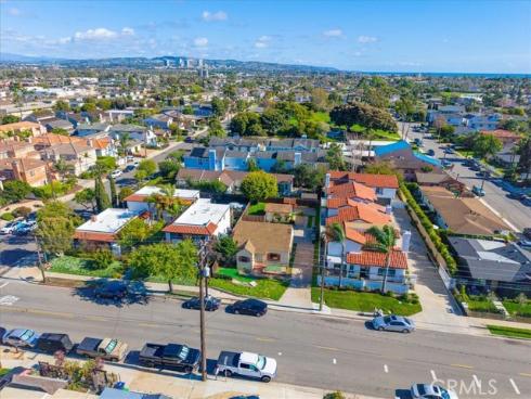 1586 Orange , Costa Mesa, CA